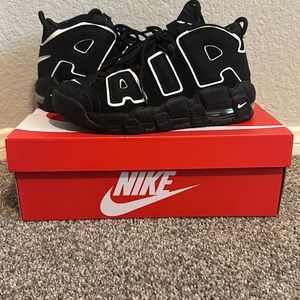 Nike air more uptempo